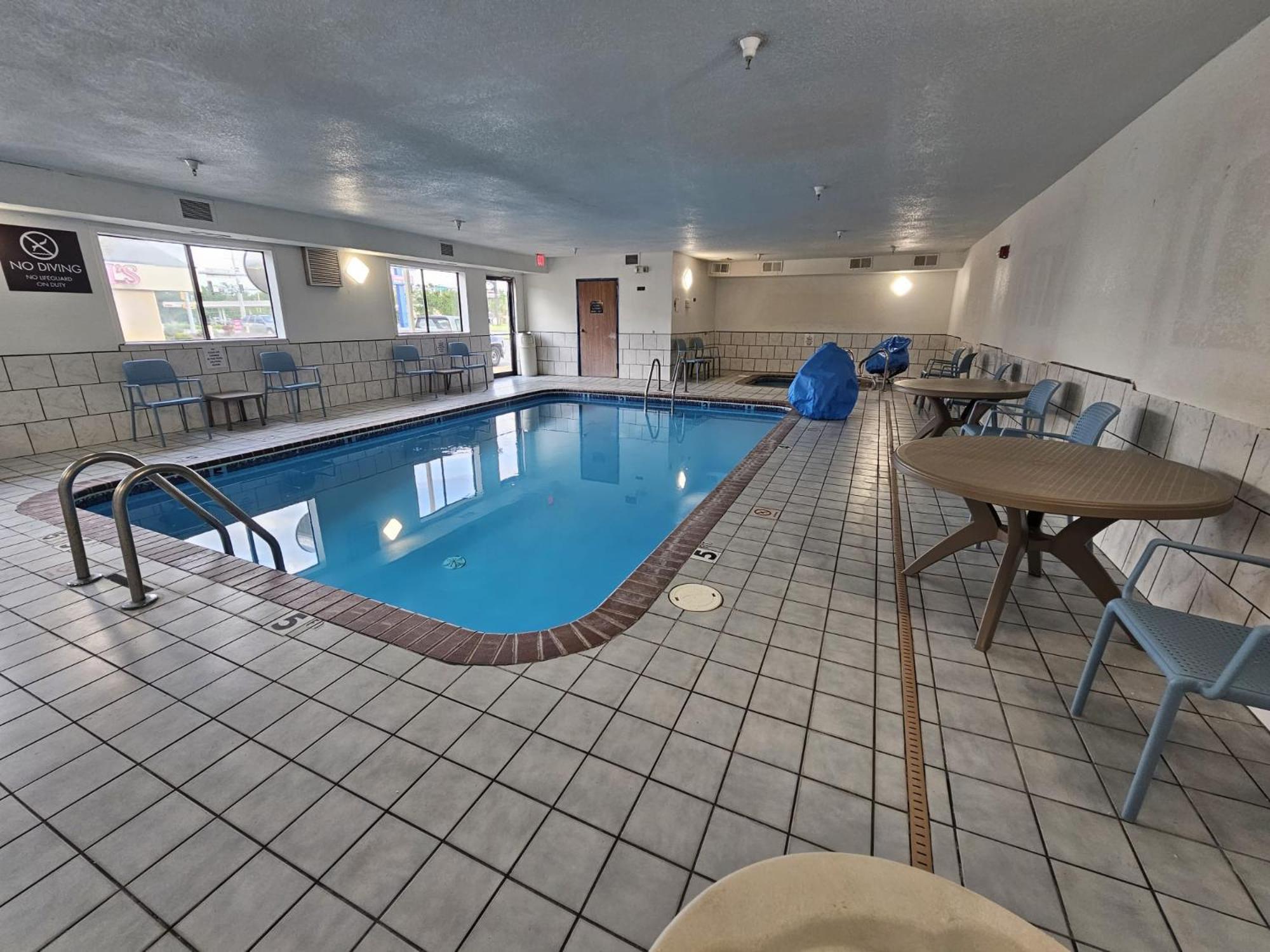 Sleep Inn & Suites Salina I-135 Luaran gambar