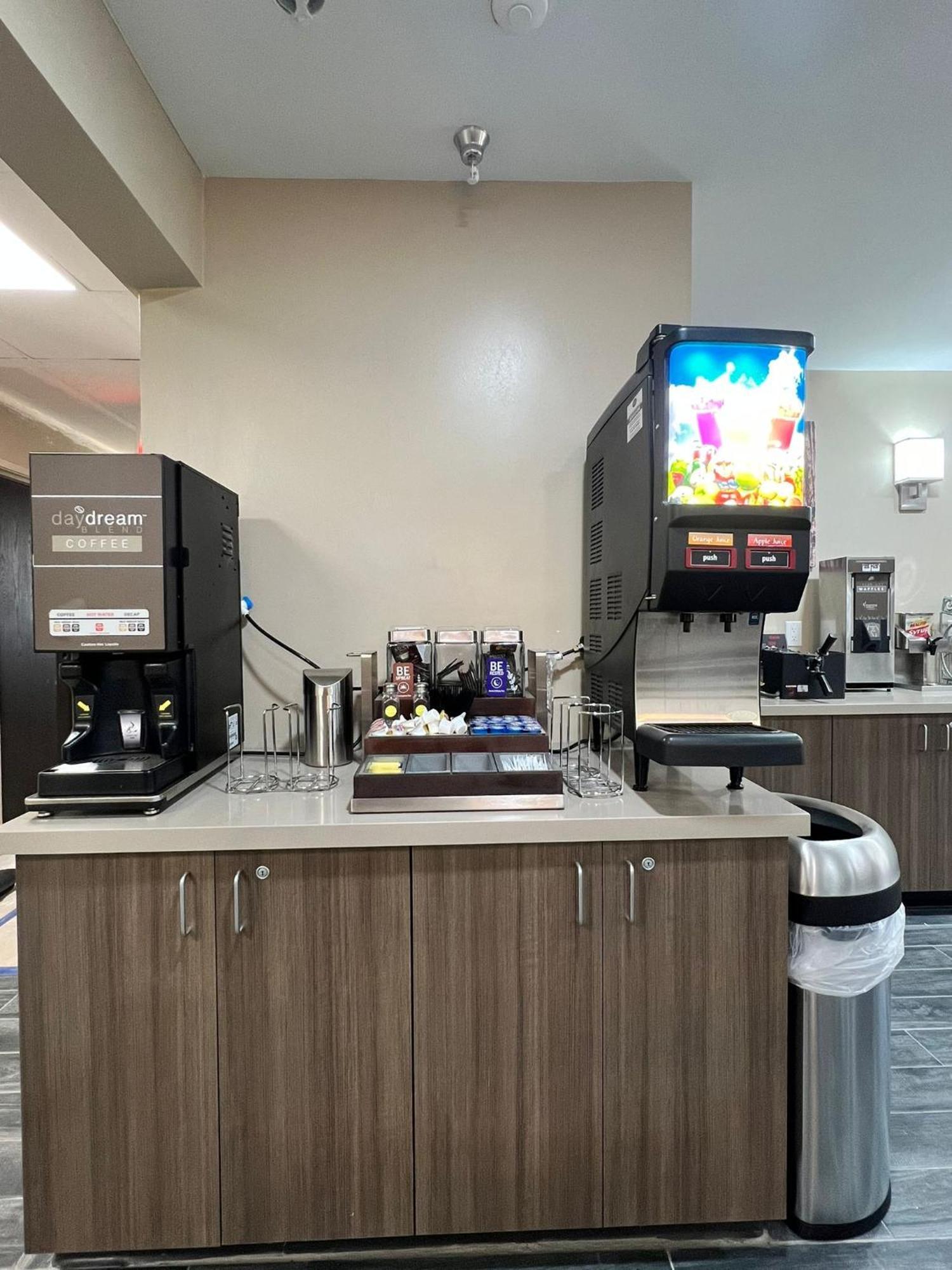 Sleep Inn & Suites Salina I-135 Luaran gambar